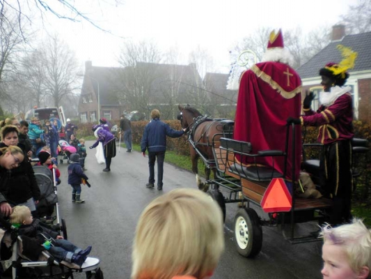 Sinterklaas in Garsthuizen - Startenhuizen